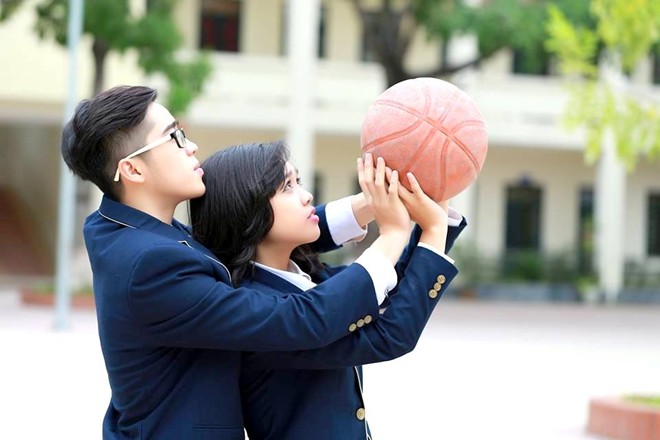 1511035_883123391712594_5404902583567915581_n 10 cặp đôi hot nhất trường THPT Phan Huy Chú