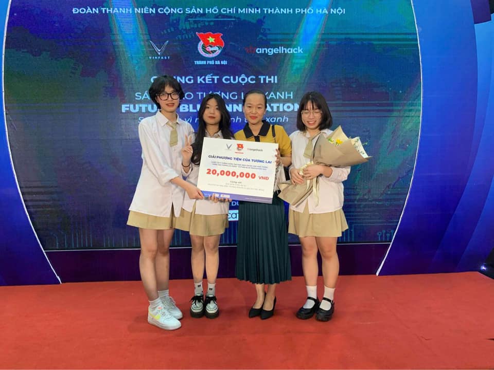 3 HS CỦA THPT PHC- ĐĐ ĐÃ ĐẠT GIẢI ĐẶC BIỆT: PHƯƠNG TIỆN CHO TƯƠNG LAI