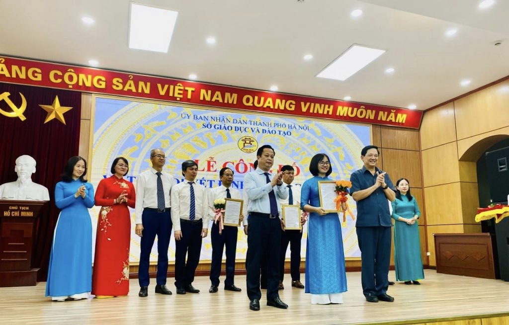 CHÀO MỪNG CÔ GIÁO PHÓ HIỆU TRƯỞNG DƯƠNG THỊ THU HÀ VỀ TRƯỜNG