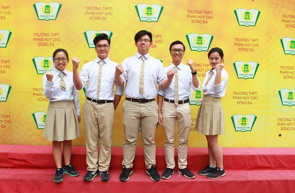 30739254_1769304779774415_2248030189609025536_n-1