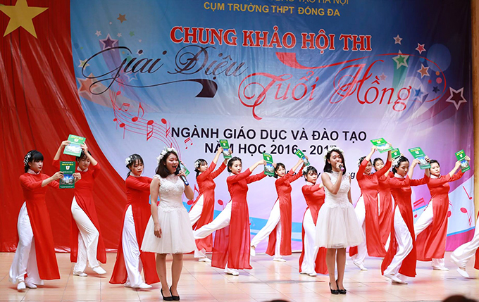 Đạt giải ba toàn đoàn cuộc thi giai điệu tuổi hồng cấp cụm THPT Đống Đa