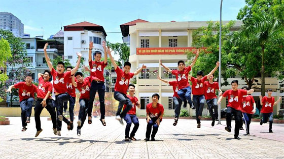 Để giáo dục tránh tự thua ngay trên “sân nhà”