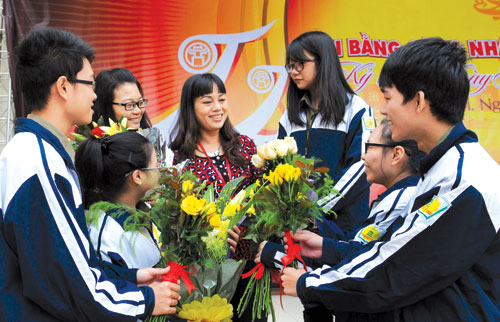 Mẫu mực vì sự nghiệp trồng người