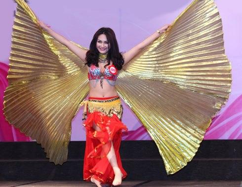 Người đẹp tài năng đã luyện tài ở trường THPT Phan Huy Chú – Đống Đa