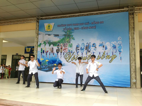 Ngoại khóa tổ Hóa - Sinh - Công nghệ