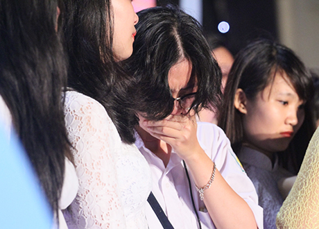 Những lời căn dặn của cô Hiệu trưởng đã gây nên một làn sóng xúc động toàn trường