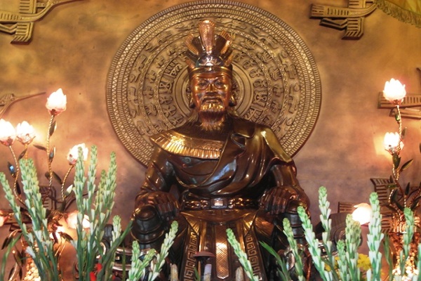 GIỖ TỔ HÙNG VƯƠNG: THÀNH KÍNH, TRANG NGHIÊM VÀ ĐOÀN KẾT TOÀN DÂN