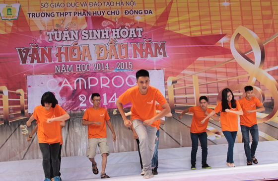 Tiếng Anh kết nối những người yêu chuộng hòa bình