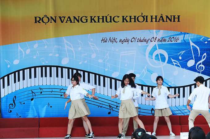 Hội tụ cùng "Rộn vang khúc khởi hành" bước vào mùa cố gắng mới