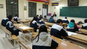 Thi tìm hiểu kiến thức môn Anh, Sinh, Địa lý khối 11, 12