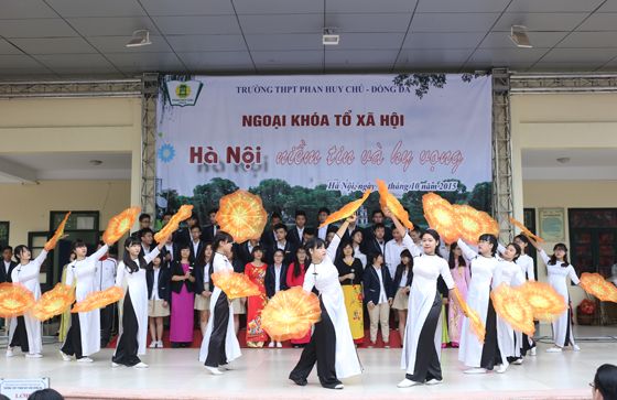 ngoai-khoa-to-xa-hoi_9