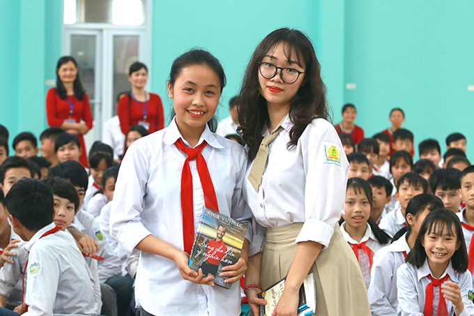 tang20sach20thcs20phu20cuong205